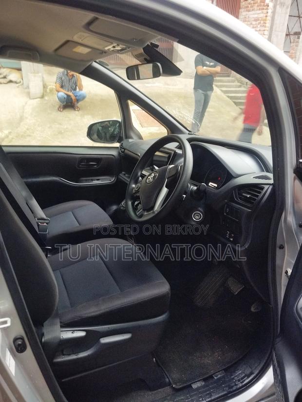 Toyota Noah KEY NON HYBRID PKG 2020