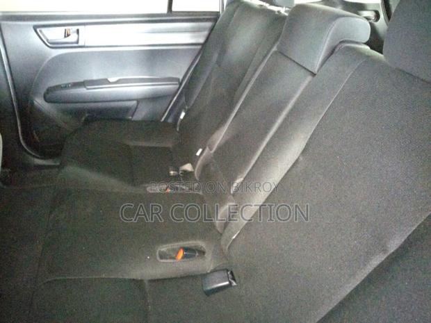 Toyota Fielder Ex Hybrid White 2021