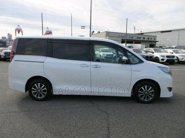Toyota Esquire GI PREMIUM, POINT 4, 2020