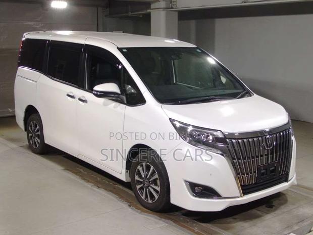 Toyota Esquire GI PKG NON HYB 2021