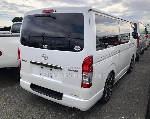 Toyota Hiace Super GL Prime 2020