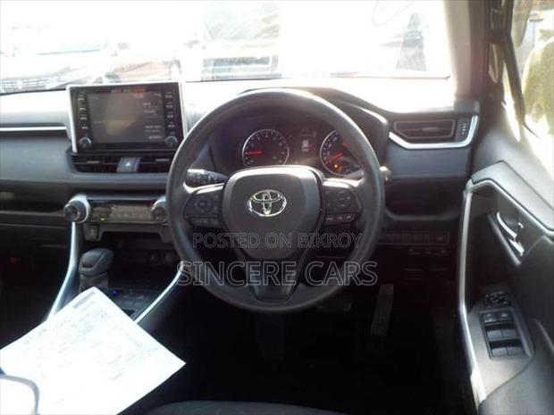 Toyota RAV4 X NON HYB 4 POINT 2021