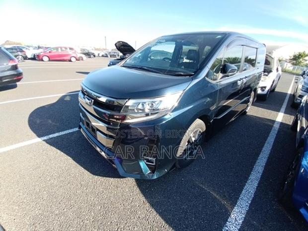 Toyota Noah 𝐖𝐗𝐁 2020