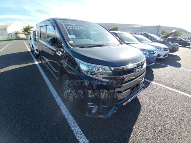 Toyota Noah 𝐖𝐗𝐁 2020