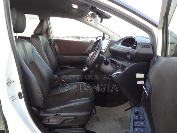 Toyota Sienta G CUERO 2020