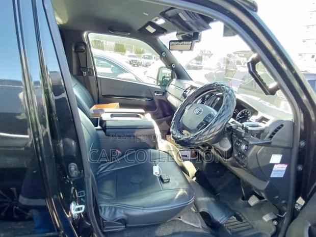 Toyota Hiace Super GL power Door 2022