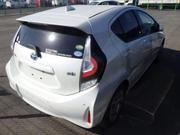 Toyota Aqua S Smart Hybrid Pearl 2020 for sale