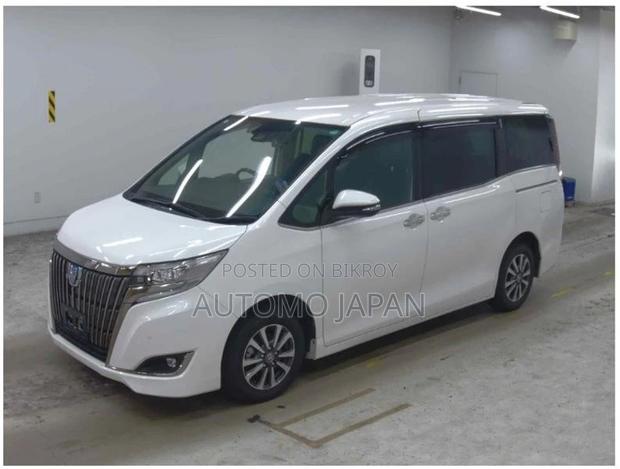 Toyota Esquire GI Premium 2020