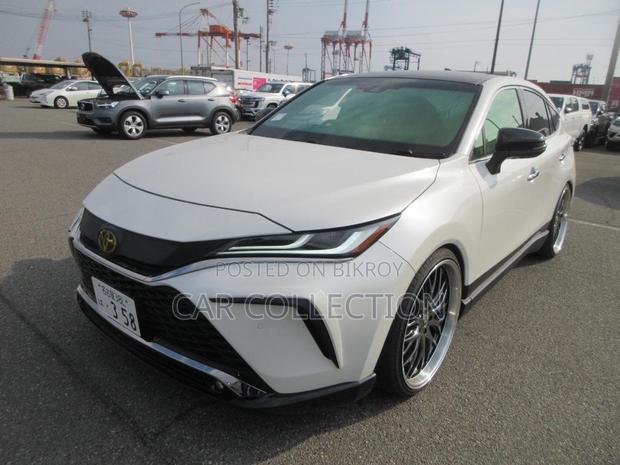 Toyota Harrier 2021