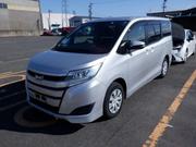 Toyota Noah Non Hybrid X Silver 2020 for sale
