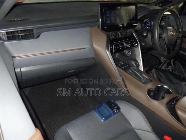 Toyota Harrier Hybrid Z Pearl 2021