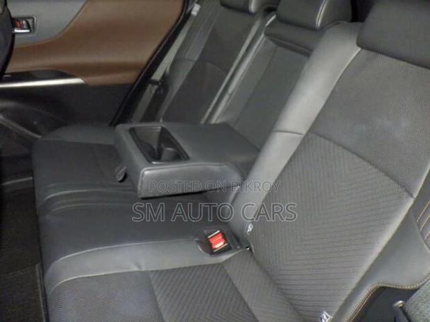Toyota Harrier Hybrid Z Pearl 2021