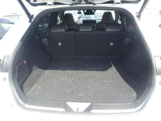 Toyota Harrier Hybrid Z Pearl 2021