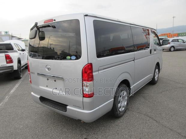 Toyota Hiace GL 2021