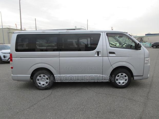 Toyota Hiace GL 2021