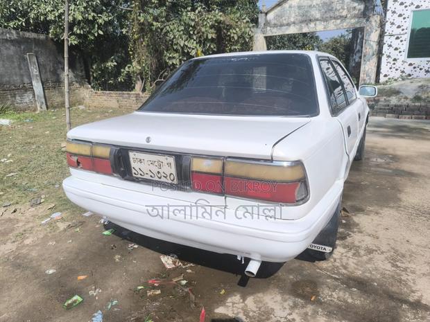 Toyota Corona 1995