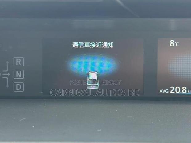 Toyota Prius a PREMIUM TOURING 2021