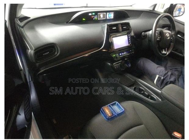 Toyota Prius S Pearl 360 Camera 2021