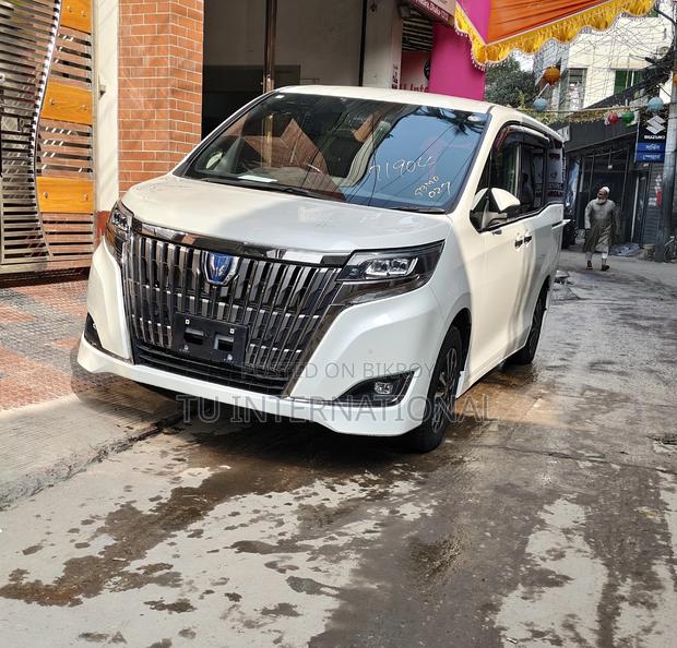 Toyota Esquire GI PREMIUM - HV 2020