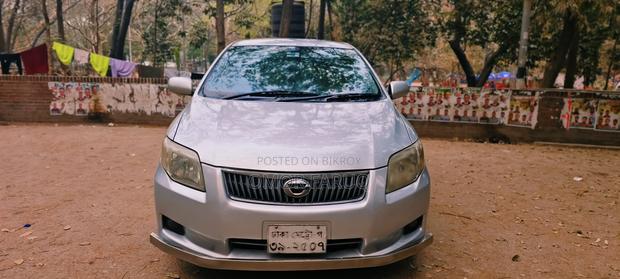 Toyota Axio . 2009