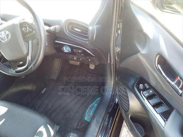 Toyota Prius S PKG HYB 2020