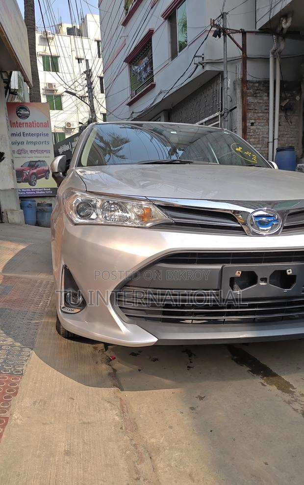 Toyota Fielder HYBRID 2020