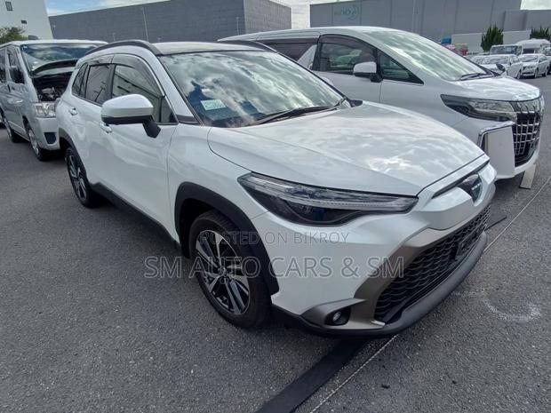 Toyota Corolla Cross Z Pearl Full Option 2022