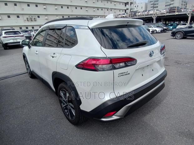Toyota Corolla Cross Z Pearl Full Option 2022