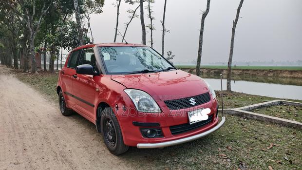 Suzuki Swift ` 2010