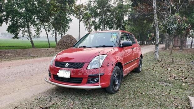 Suzuki Swift ` 2010