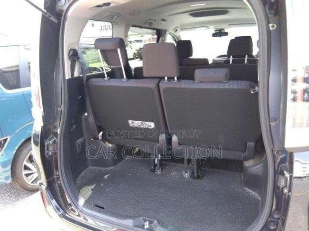 Toyota Noah X Non Hybrid Purple 2020