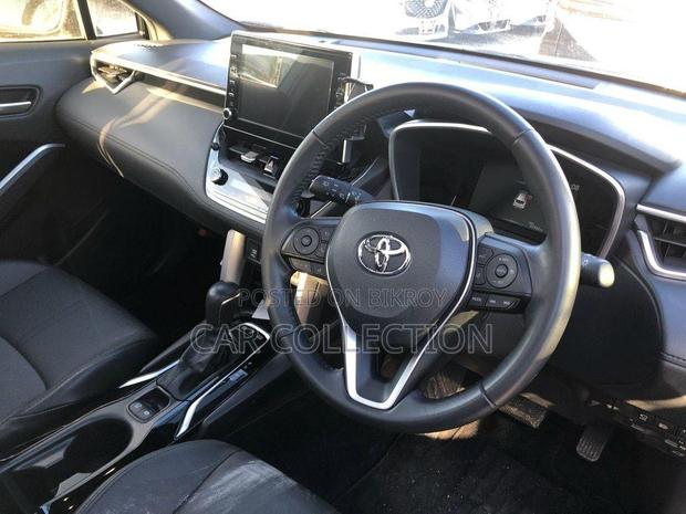 Toyota Corolla Cross 34000 2022