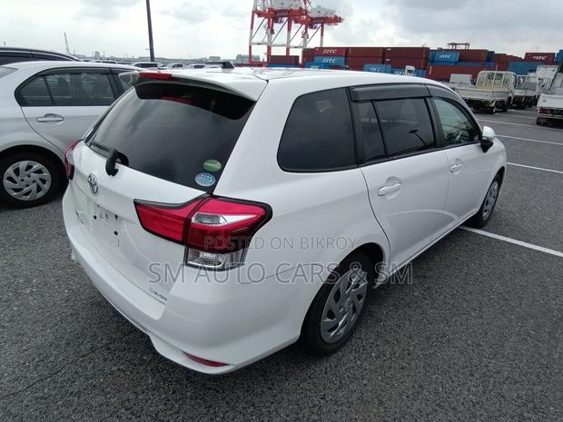 Toyota Fielder Non Hybrid EX White 2020