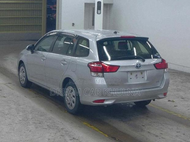 Toyota Fielder Ex Hybrid Silver2020 2020