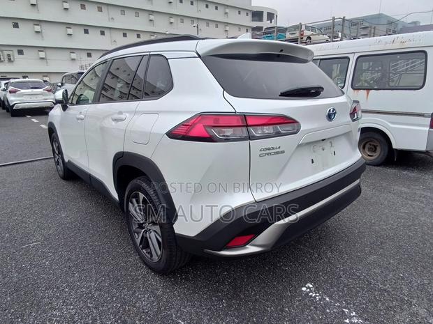 Toyota Corolla Cross Z Pearl Full Option 2022