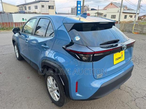 Toyota Yaris Cross Hybrid X pre order 2021