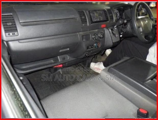 Toyota Hiace Ambulanc GL 4 Camera 2021