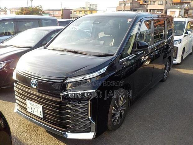 Toyota Voxy SZ 2022
