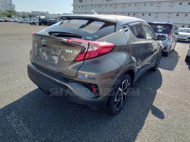 Toyota C-HR S Brown 4 Camera 2020