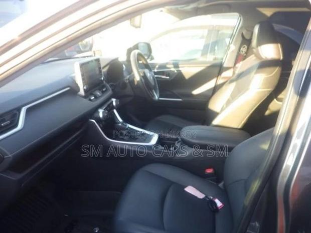 Toyota RAV4 Hybrid G Pkg Grey 2021