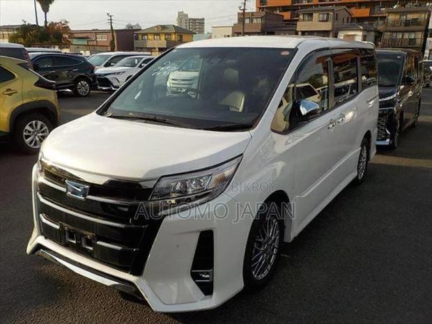 Toyota Noah Si WXB 3 2021
