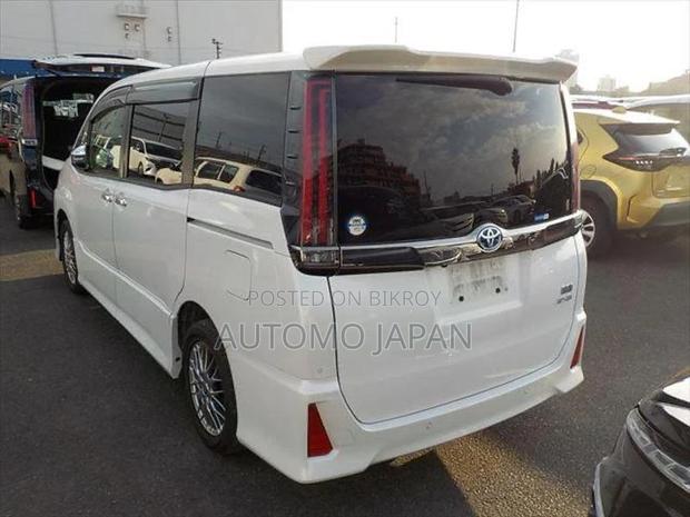Toyota Noah Si WXB 3 2021
