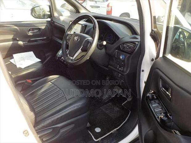 Toyota Noah Si WXB 3 2021