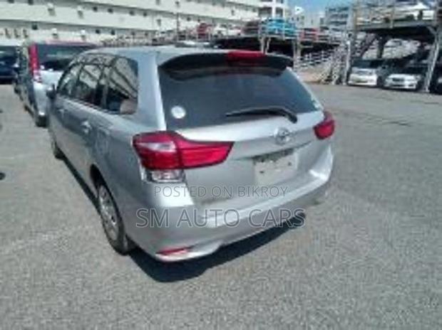 Toyota Fielder Non Hybrid EX Silver 2020