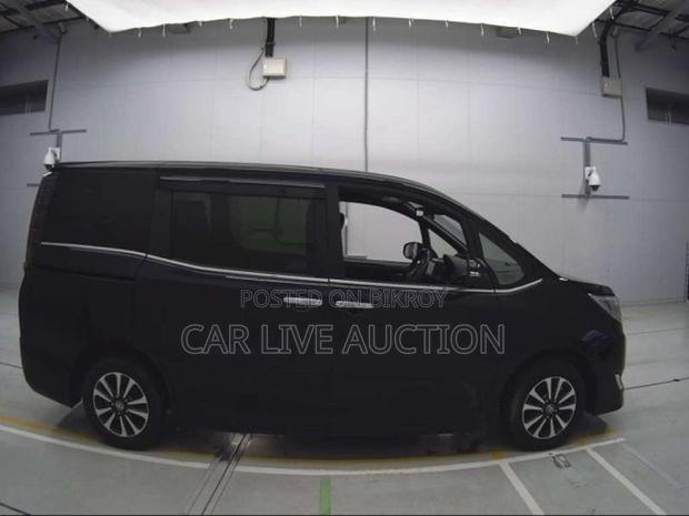 Toyota Esquire Hybrid GI Premium 2021