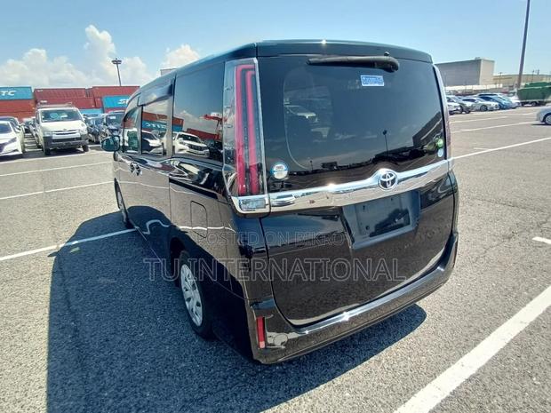Toyota Noah X-SMART NON HV 2020