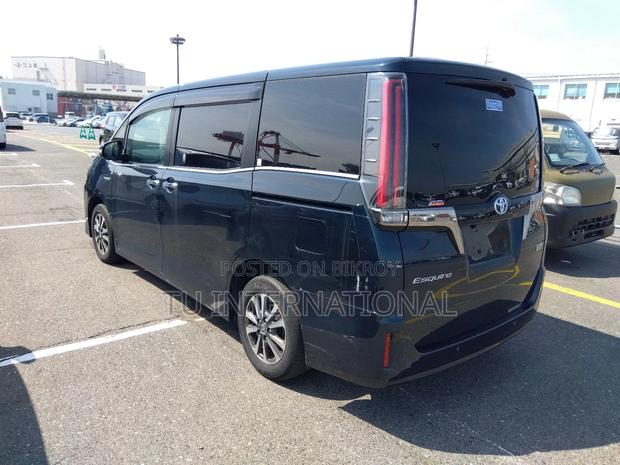 Toyota Esquire GI 2020