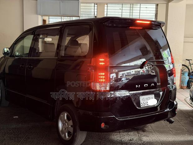 Toyota Noah x 2003