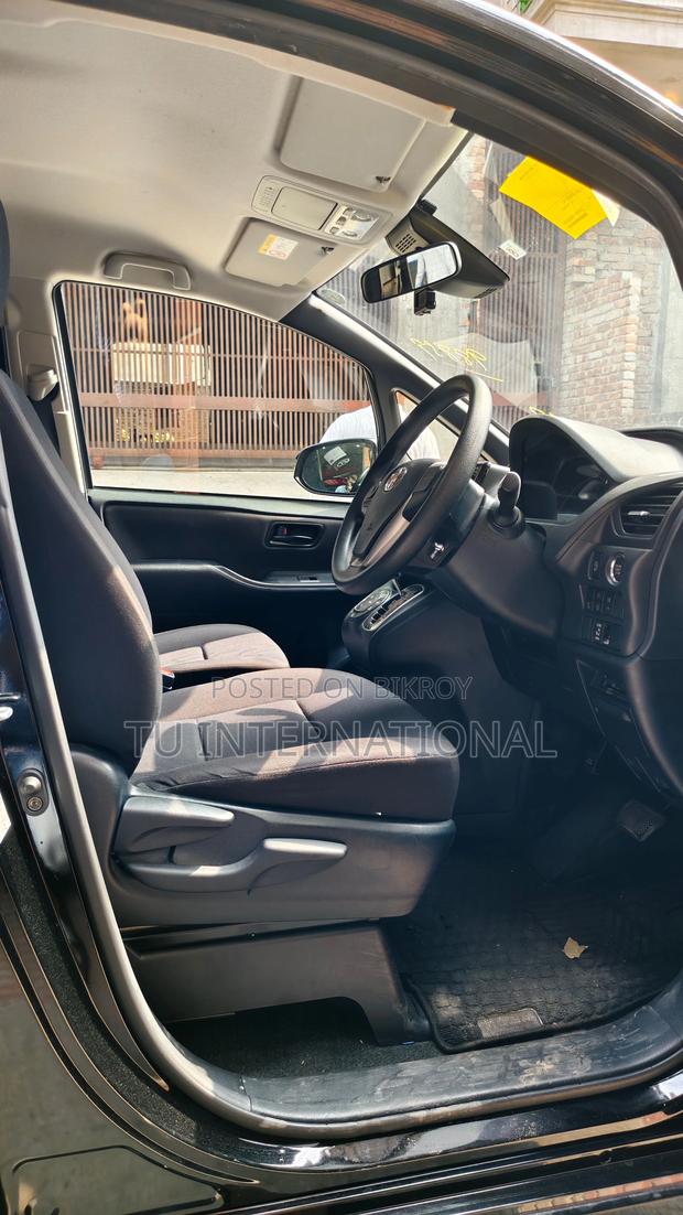Toyota Noah X-SMART NON HV 2021