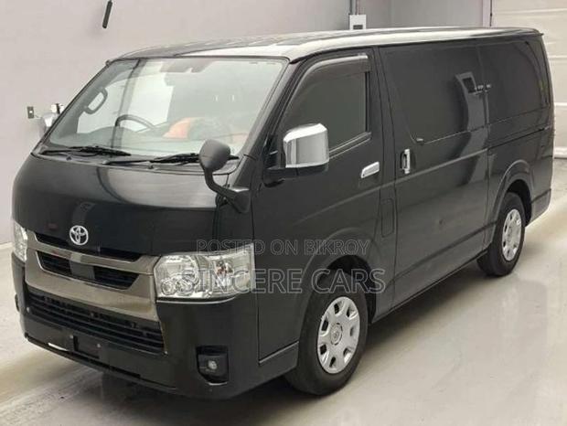 Toyota Hiace Super GL Dark Prime2 2022
